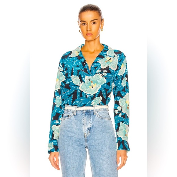 Equipment Hawaiian shirts 100% Silk Amaia silk long sleeve button up blouse Med - Picture 1 of 15